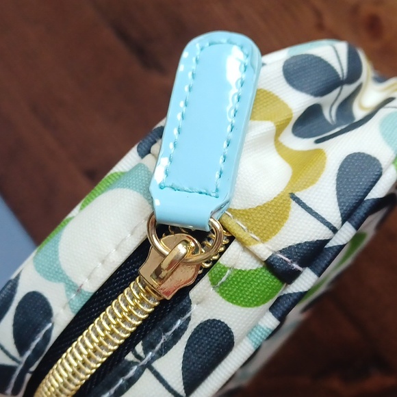 Orla Kiely makeup bag - Picture 11 of 16